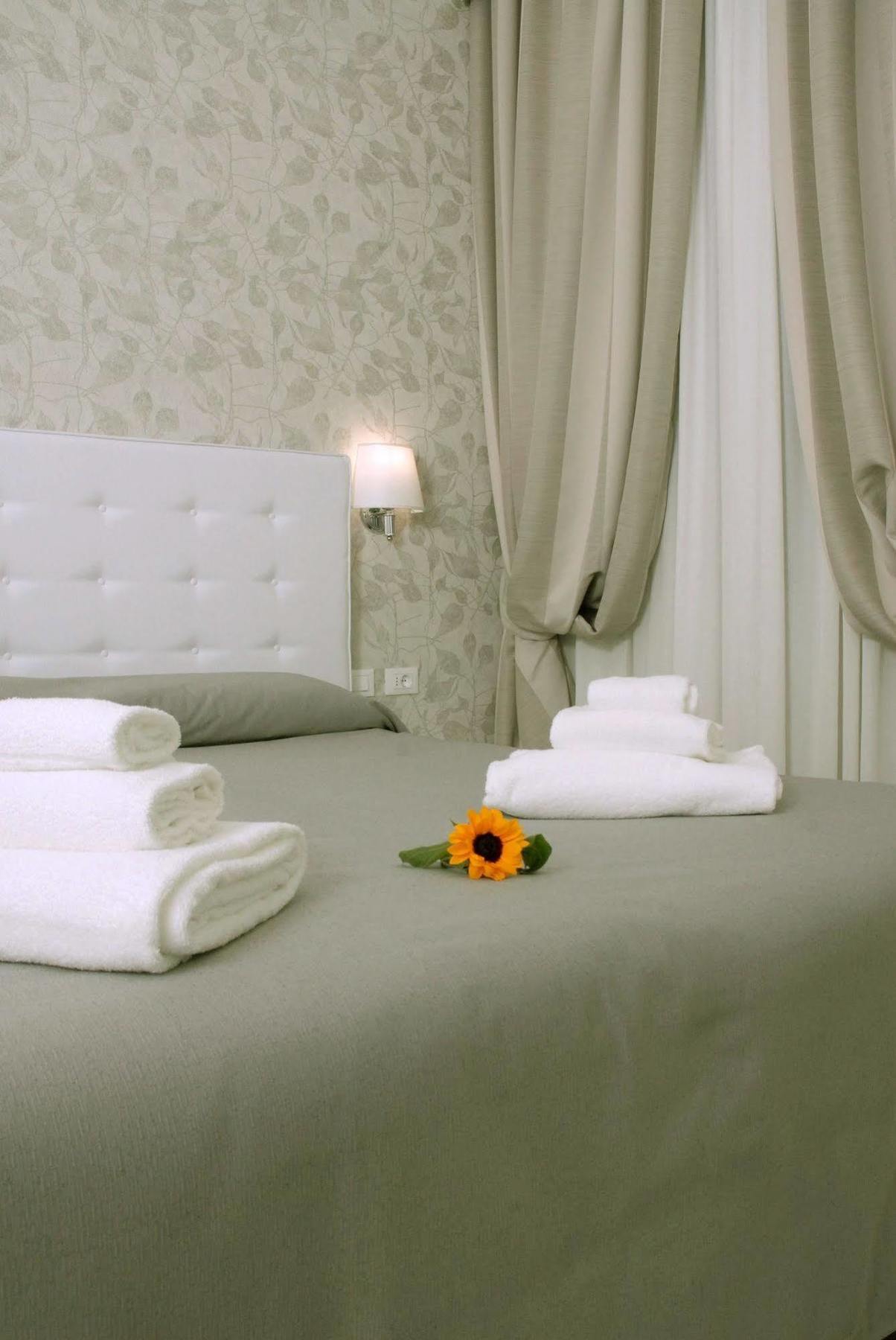 רומא Gardenia Suite מראה חיצוני תמונה